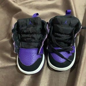 AIR JORDAN 1 MID TD 'DARK CONCORD'